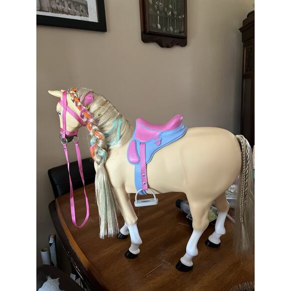 American Girl Lila Monetti’s Hollyhock Horse Girl of the Year (GOTY 2024) - Picture 3 of 13